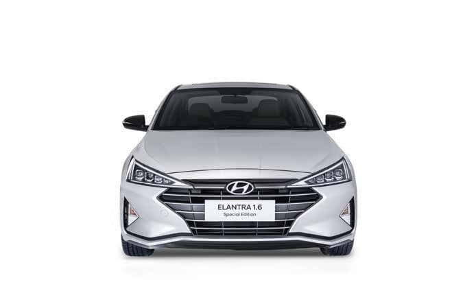 Tetra LED headlamps with DRLs
