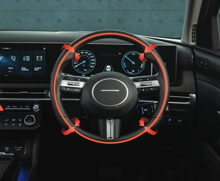 Hyundai Tucson Hybrid interior 2